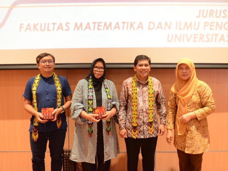 SEMINAR NASIONAL MATEMATIKA, STATISTIKA, DAN APLIKASINYA (SNMSA) TAHUN 2023: “Peran Matematika dan Statistika untuk Mendukung Pembangunan Ibu Kota Nusantara”